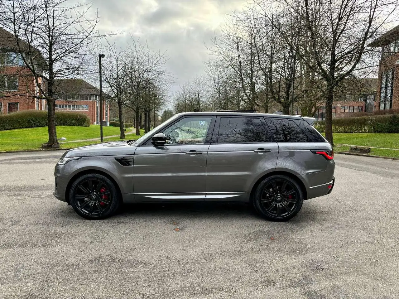 Photo 1 : Land Rover Range Rover Sport 2019 Hybrid