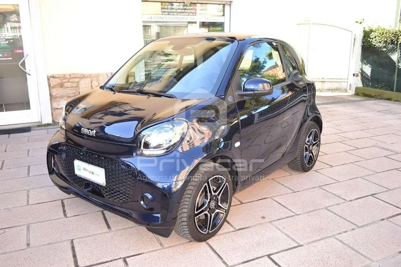 Photo 1 : Smart Fortwo 2022 Electric