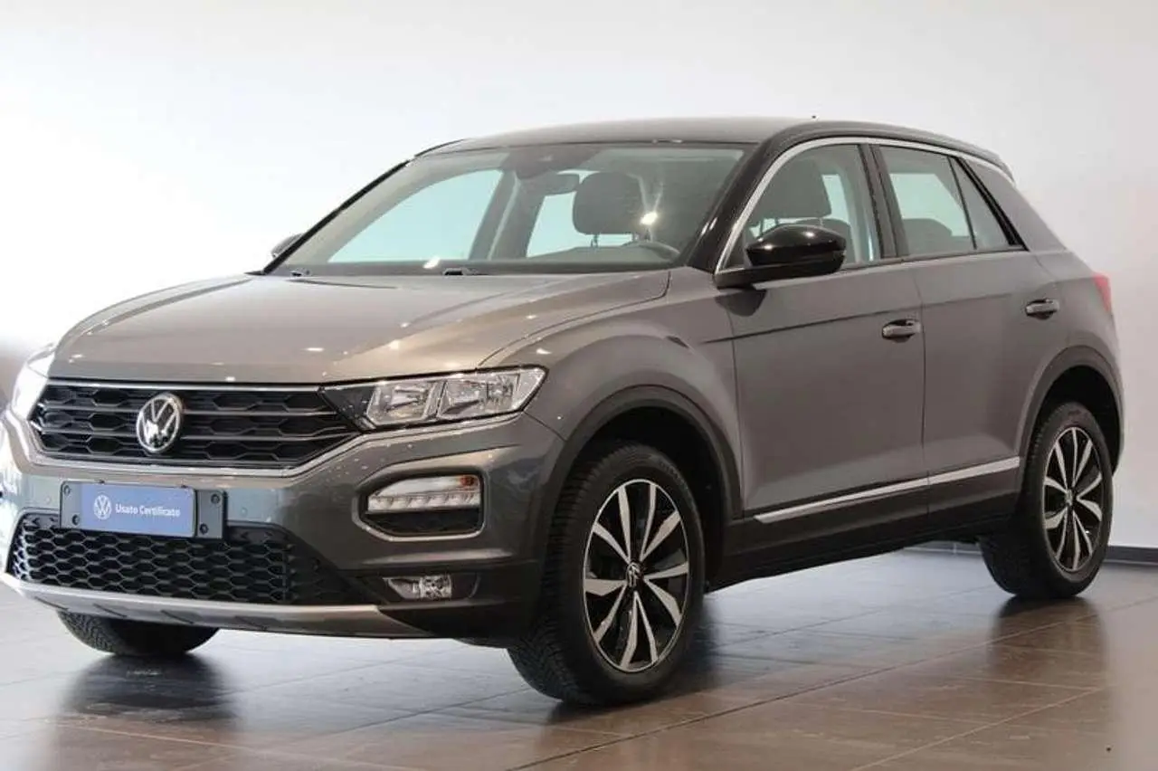 Photo 1 : Volkswagen T-roc 2021 Essence