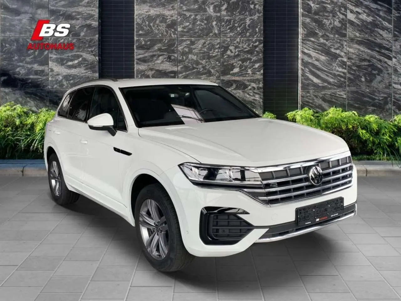 Photo 1 : Volkswagen Touareg 2022 Diesel