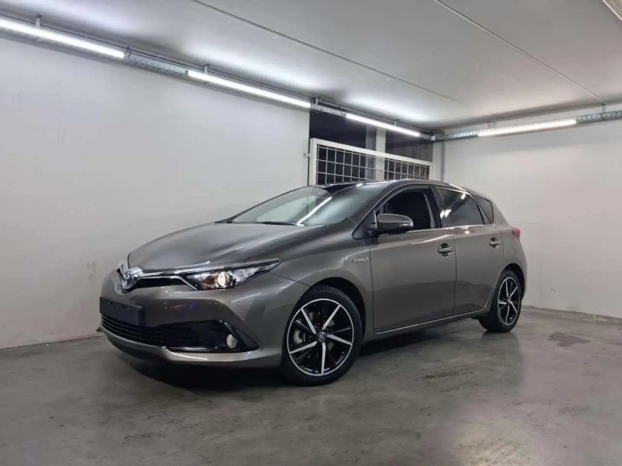 Photo 1 : Toyota Auris 2019 Hybride