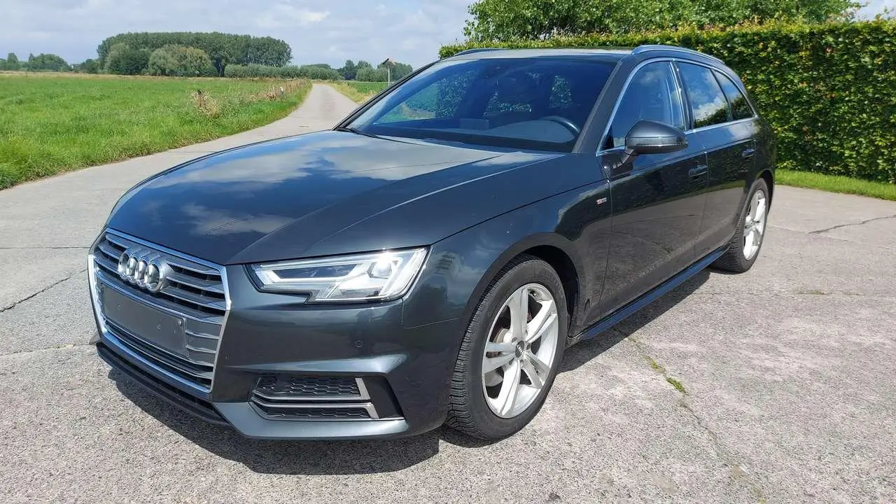 Photo 1 : Audi A4 2017 Diesel