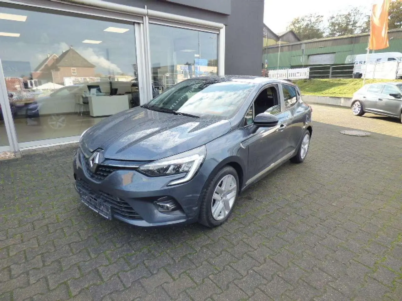 Photo 1 : Renault Clio 2021 Essence