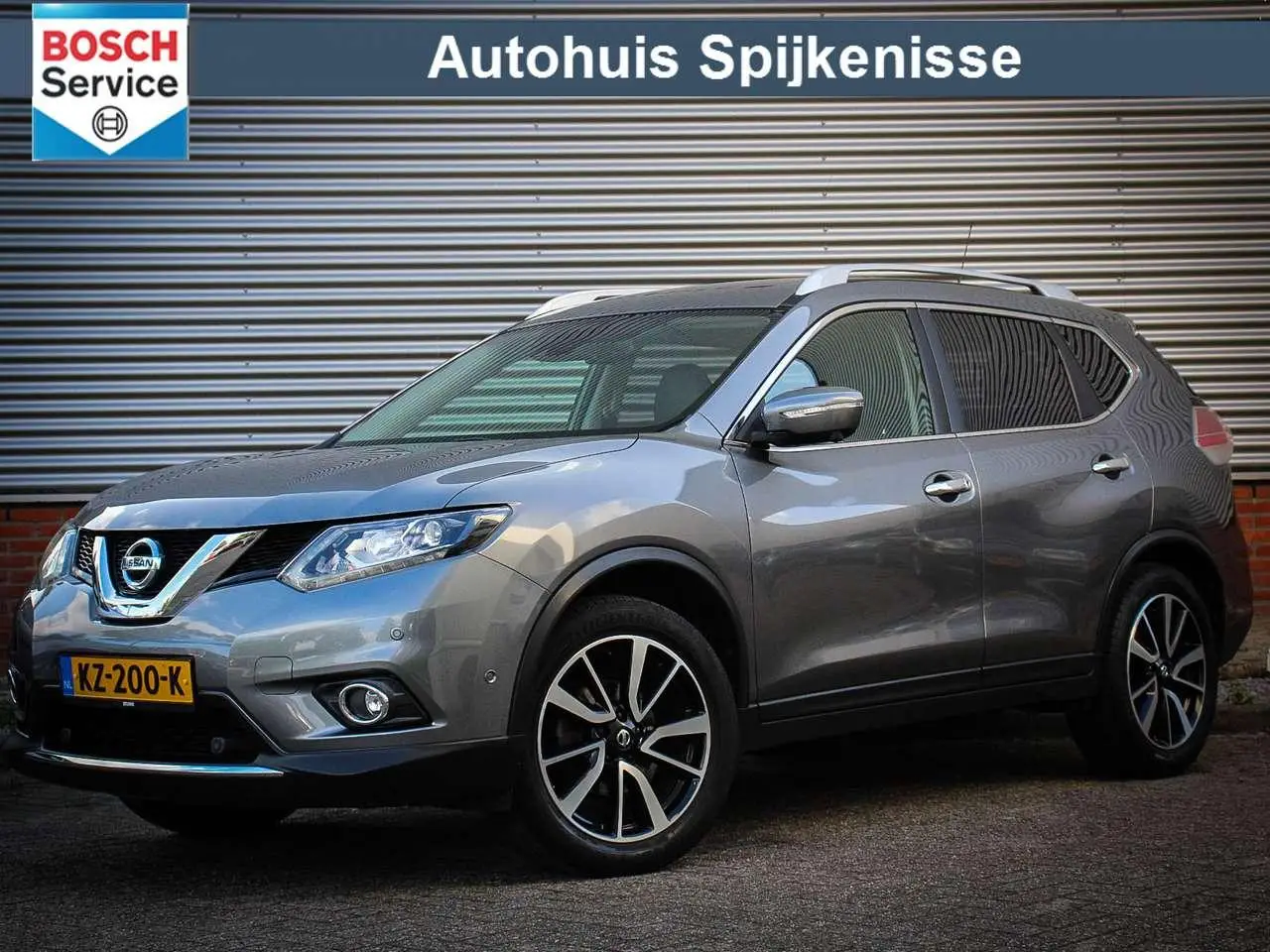 Photo 1 : Nissan X-trail 2017 Petrol