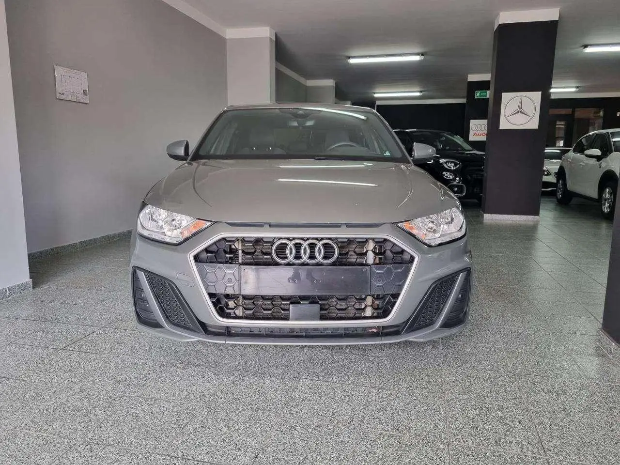 Photo 1 : Audi A1 2019 Petrol