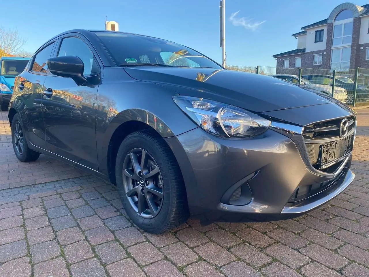 Photo 1 : Mazda 2 2017 Essence