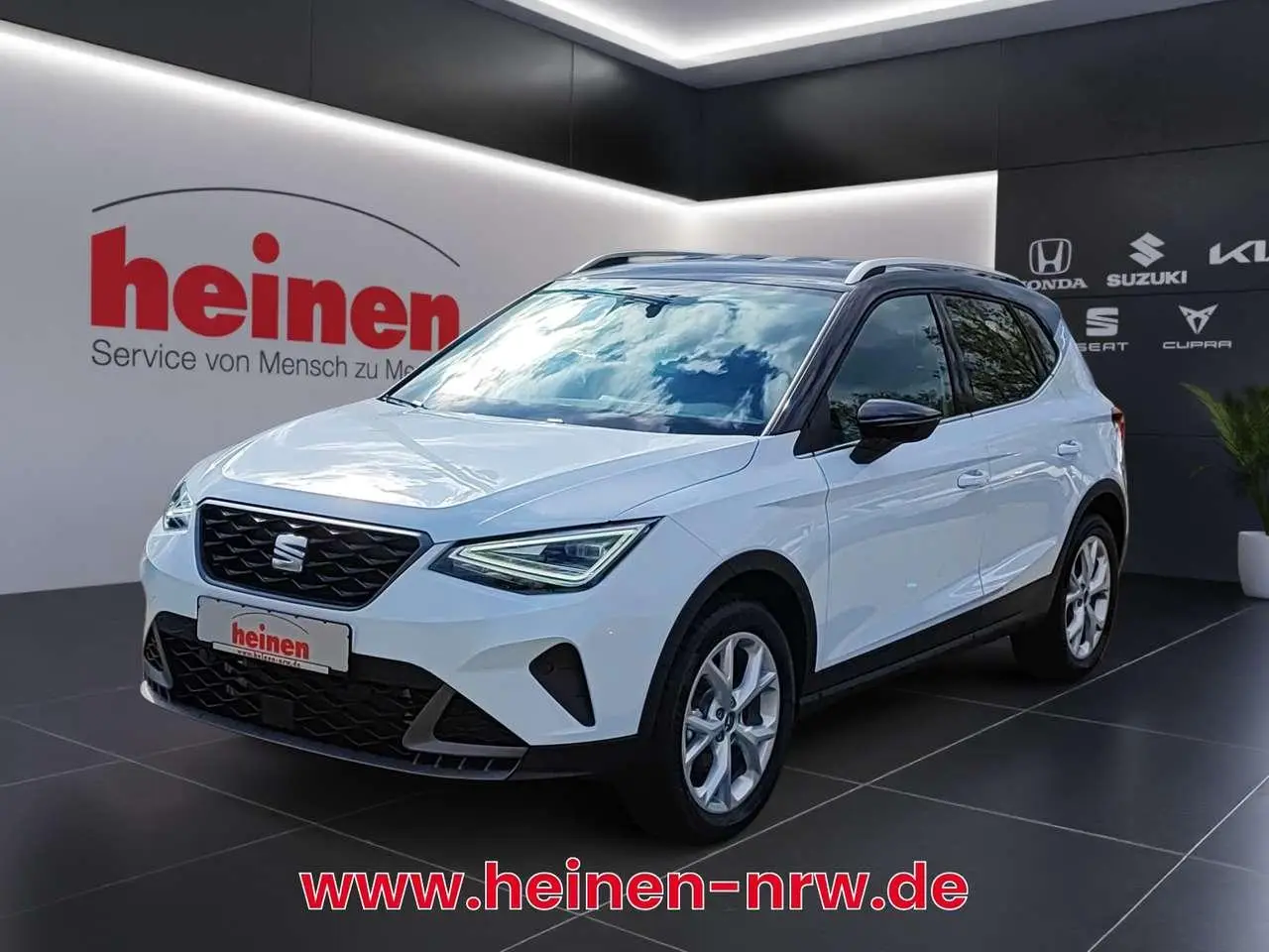 Photo 1 : Seat Arona 2024 Essence