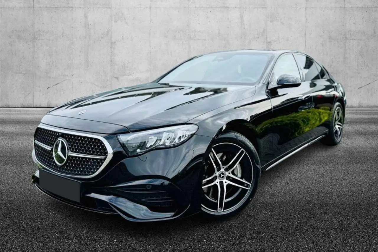 Photo 1 : Mercedes-benz Classe E 2023 Hybride