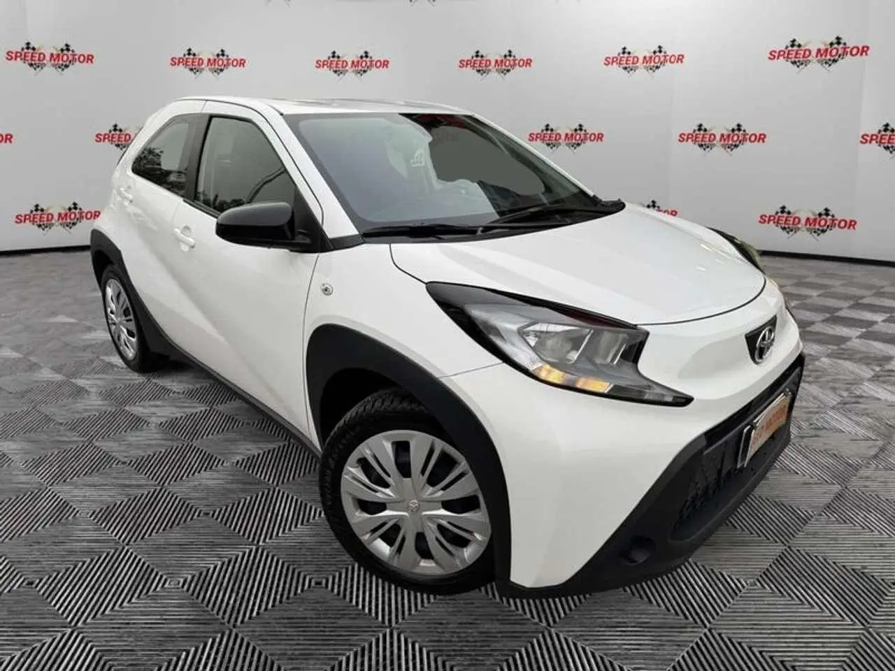 Photo 1 : Toyota Aygo X 2023 Petrol