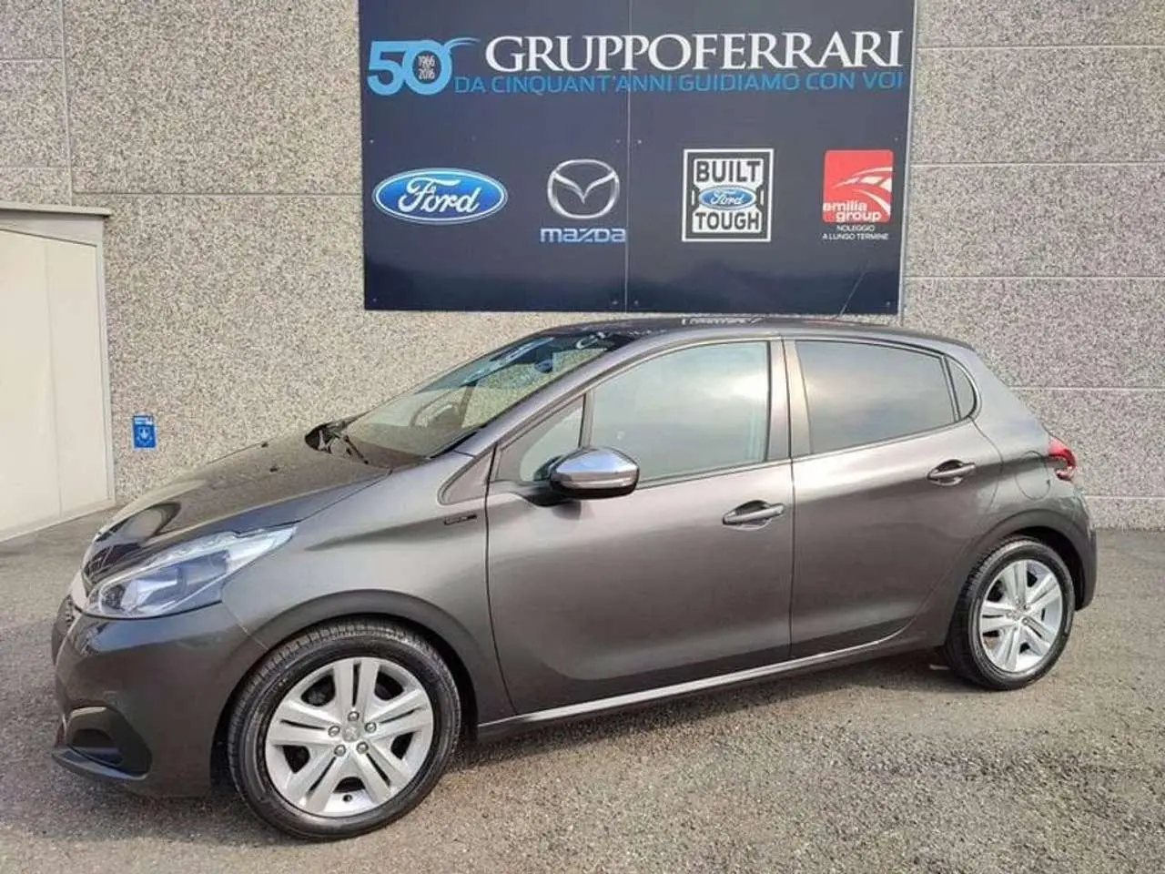 Photo 1 : Peugeot 208 2019 Essence