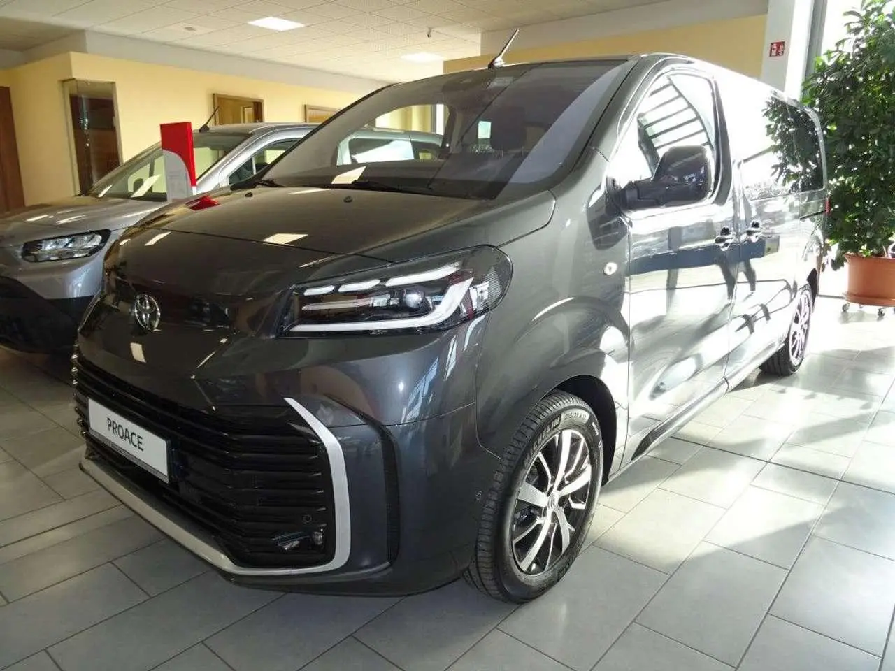 Photo 1 : Toyota Proace 2024 Diesel