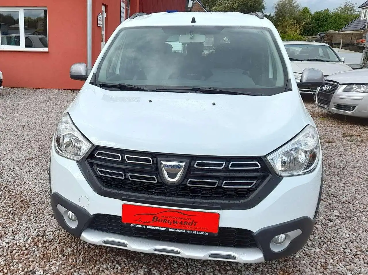 Photo 1 : Dacia Lodgy 2019 Petrol