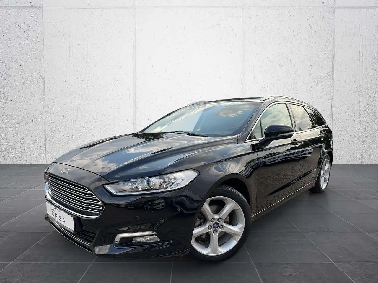 Photo 1 : Ford Mondeo 2018 Petrol