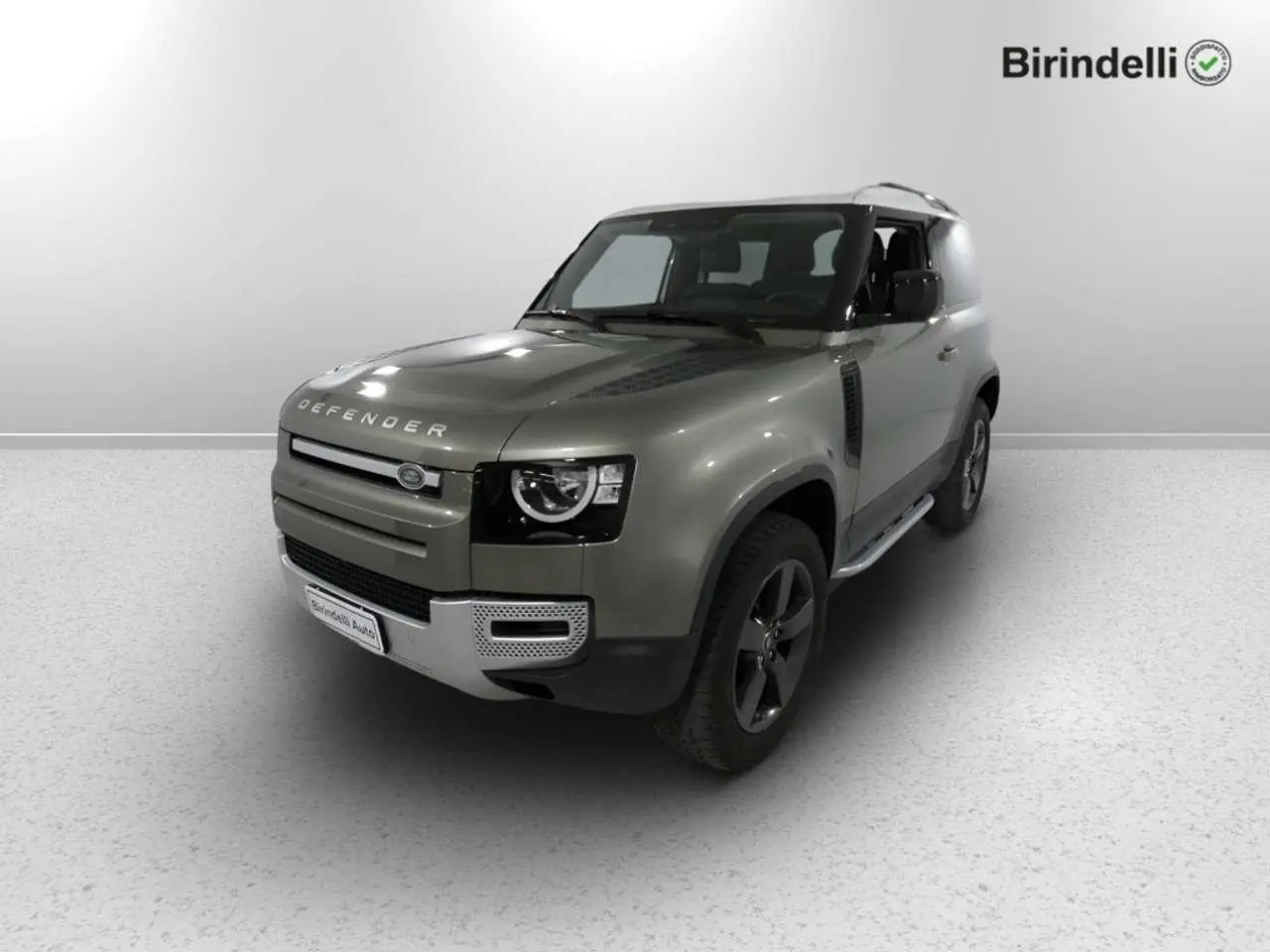 Photo 1 : Land Rover Defender 2021 Hybrid