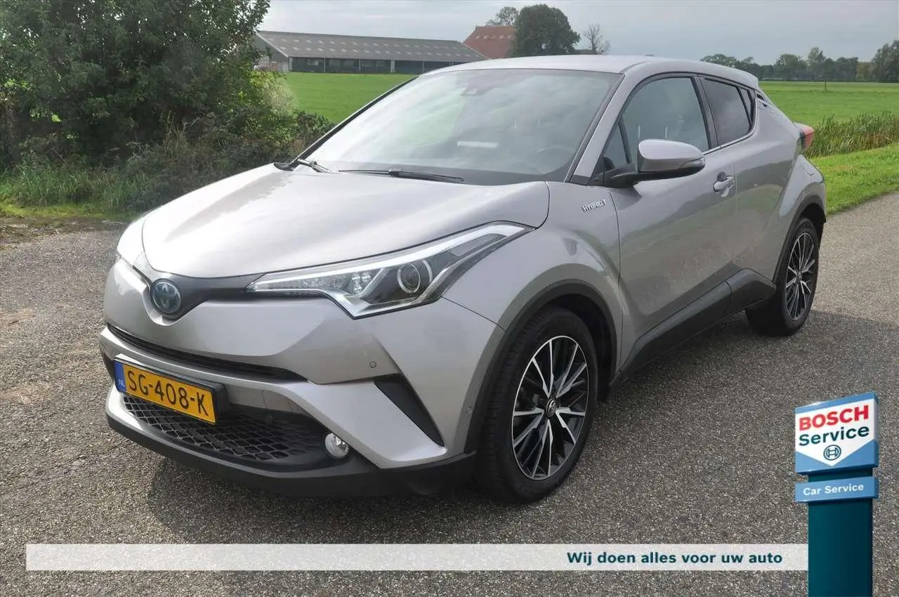 Photo 1 : Toyota C-hr 2018 Hybrid