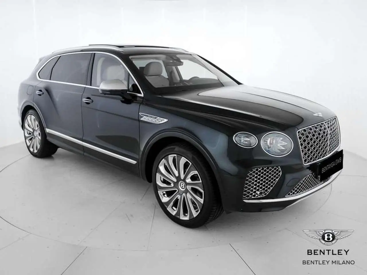 Photo 1 : Bentley Bentayga 2024 Petrol