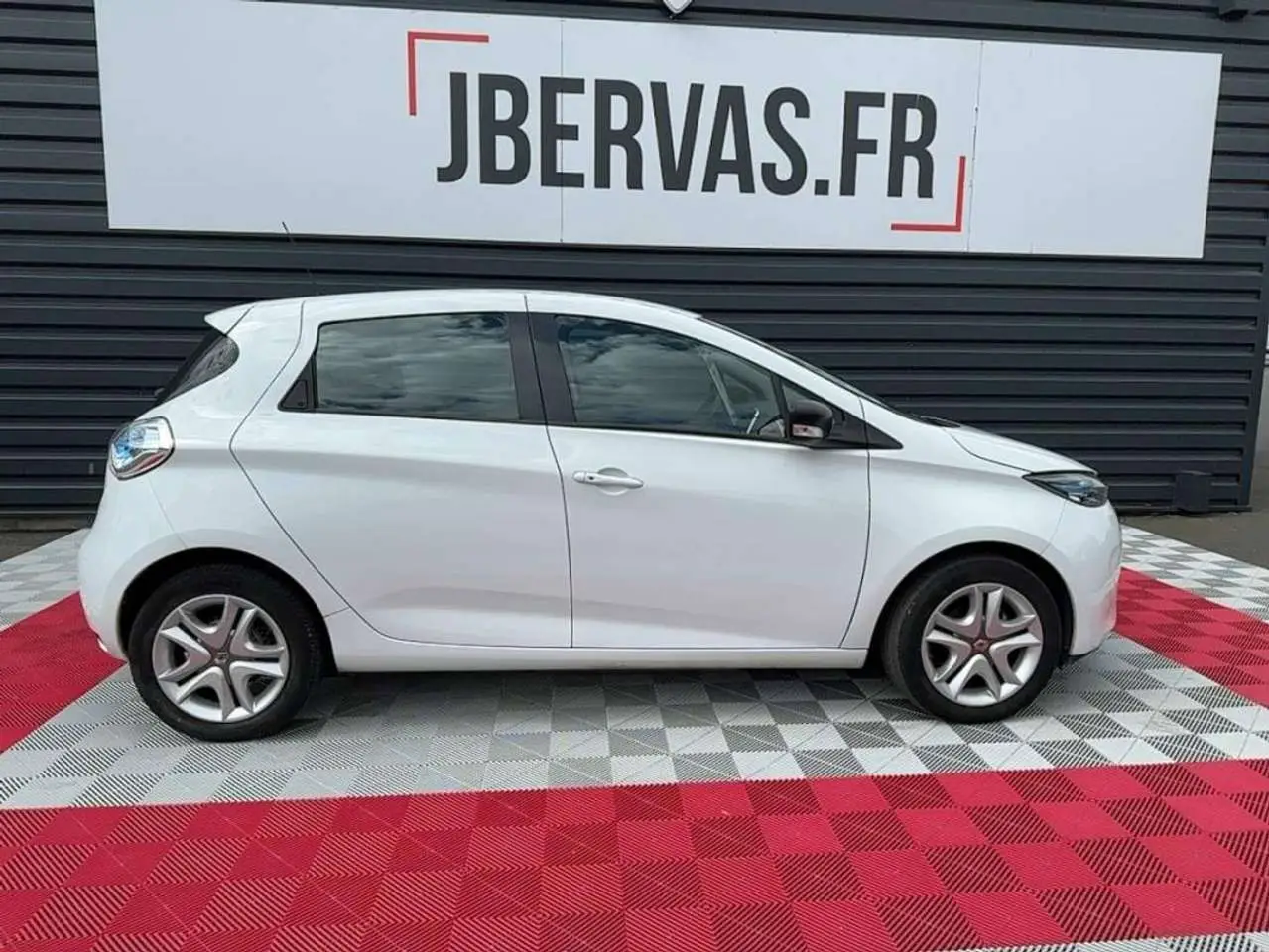 Photo 1 : Renault Zoe 2020 Électrique