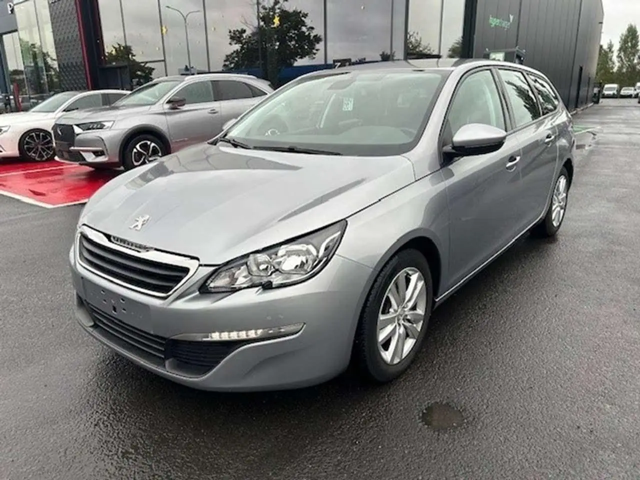 Photo 1 : Peugeot 308 2017 Diesel