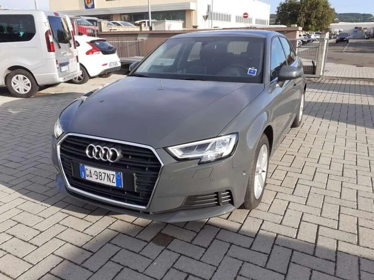 Photo 1 : Audi A3 2020 Autres