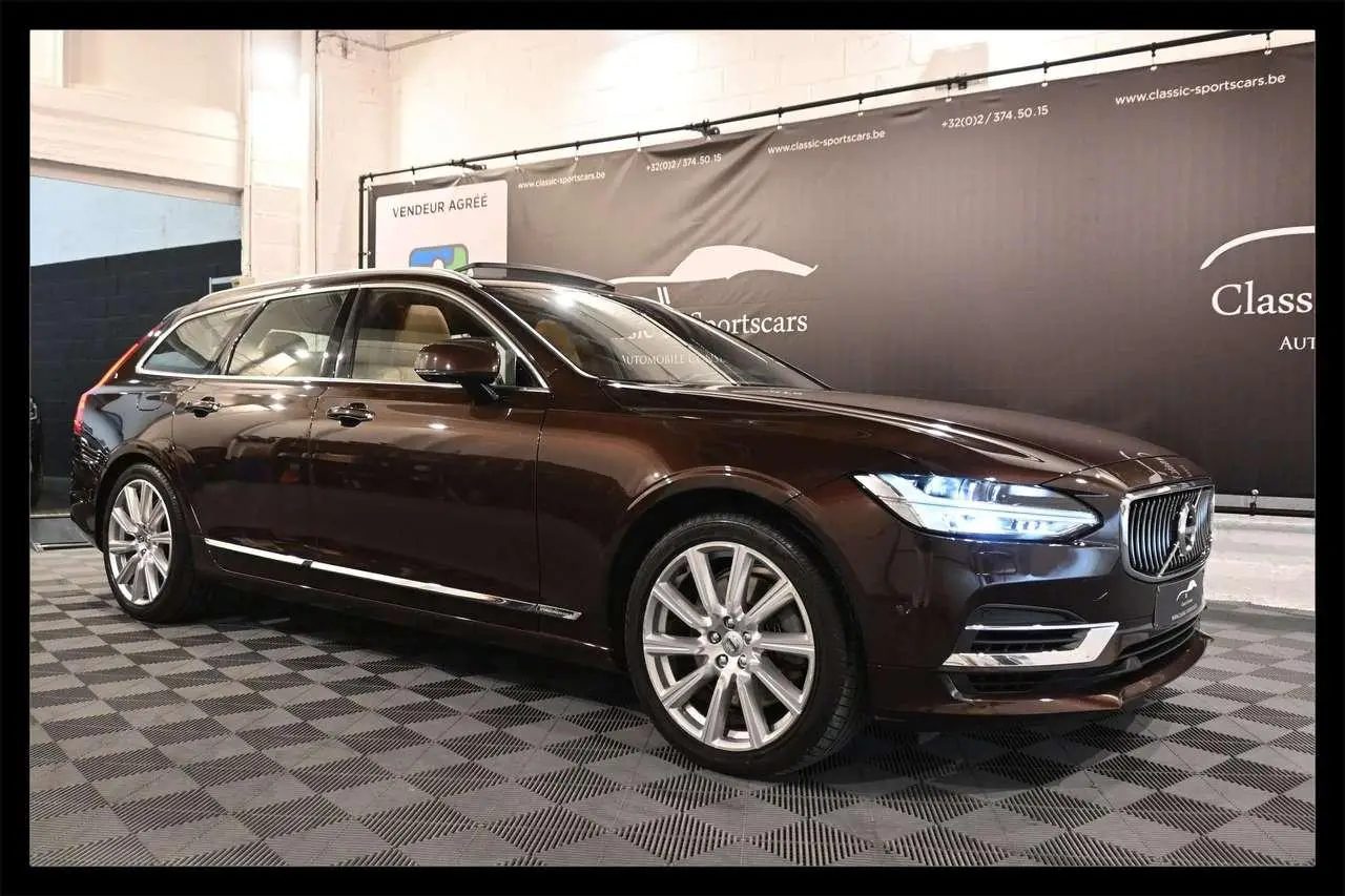 Photo 1 : Volvo V90 2018 Essence