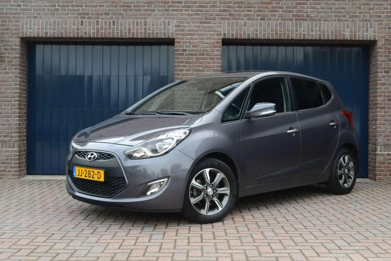 Photo 1 : Hyundai Ix20 2016 Petrol