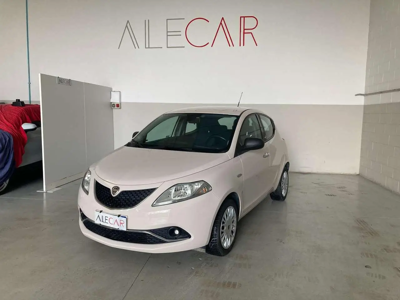 Photo 1 : Lancia Ypsilon 2016 LPG