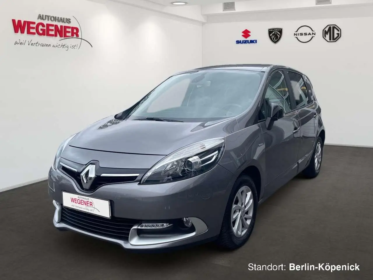 Photo 1 : Renault Scenic 2015 Essence