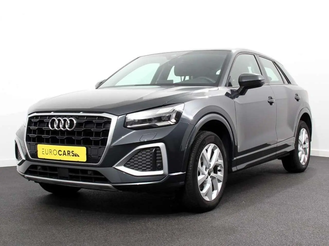 Photo 1 : Audi Q2 2021 Petrol