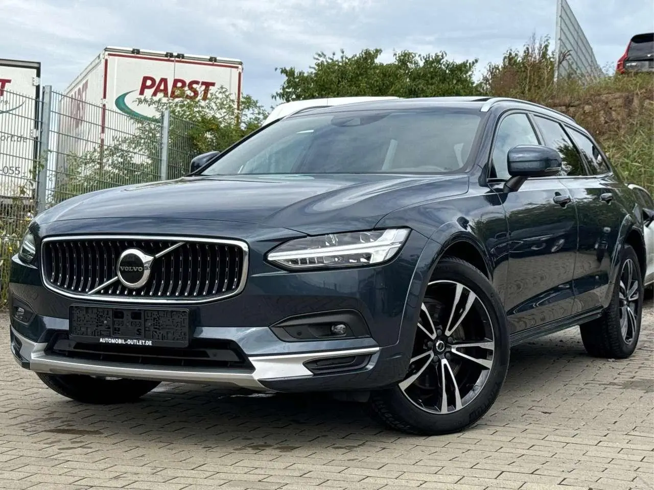 Photo 1 : Volvo V90 2021 Petrol