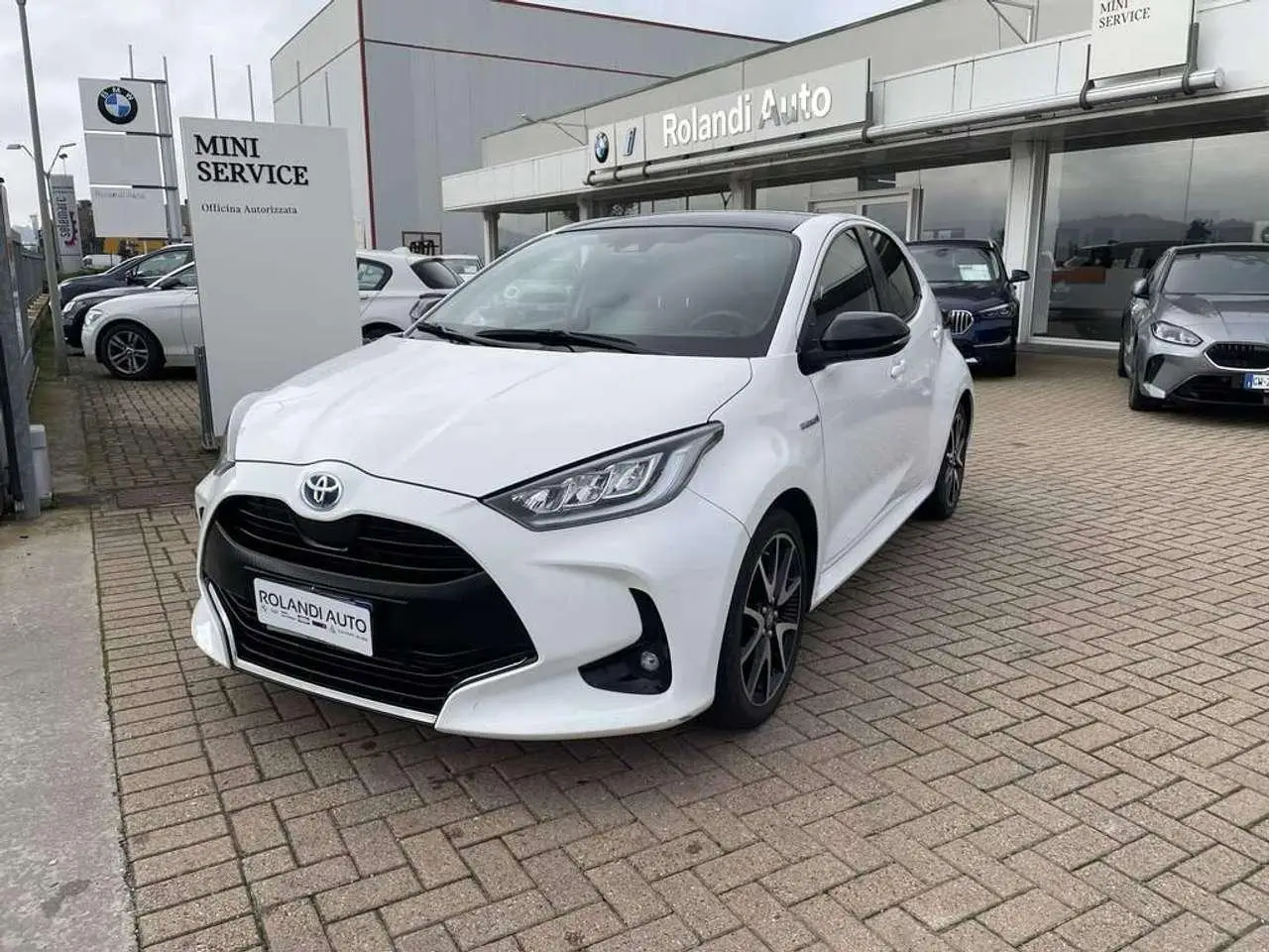 Photo 1 : Toyota Yaris 2021 Hybride