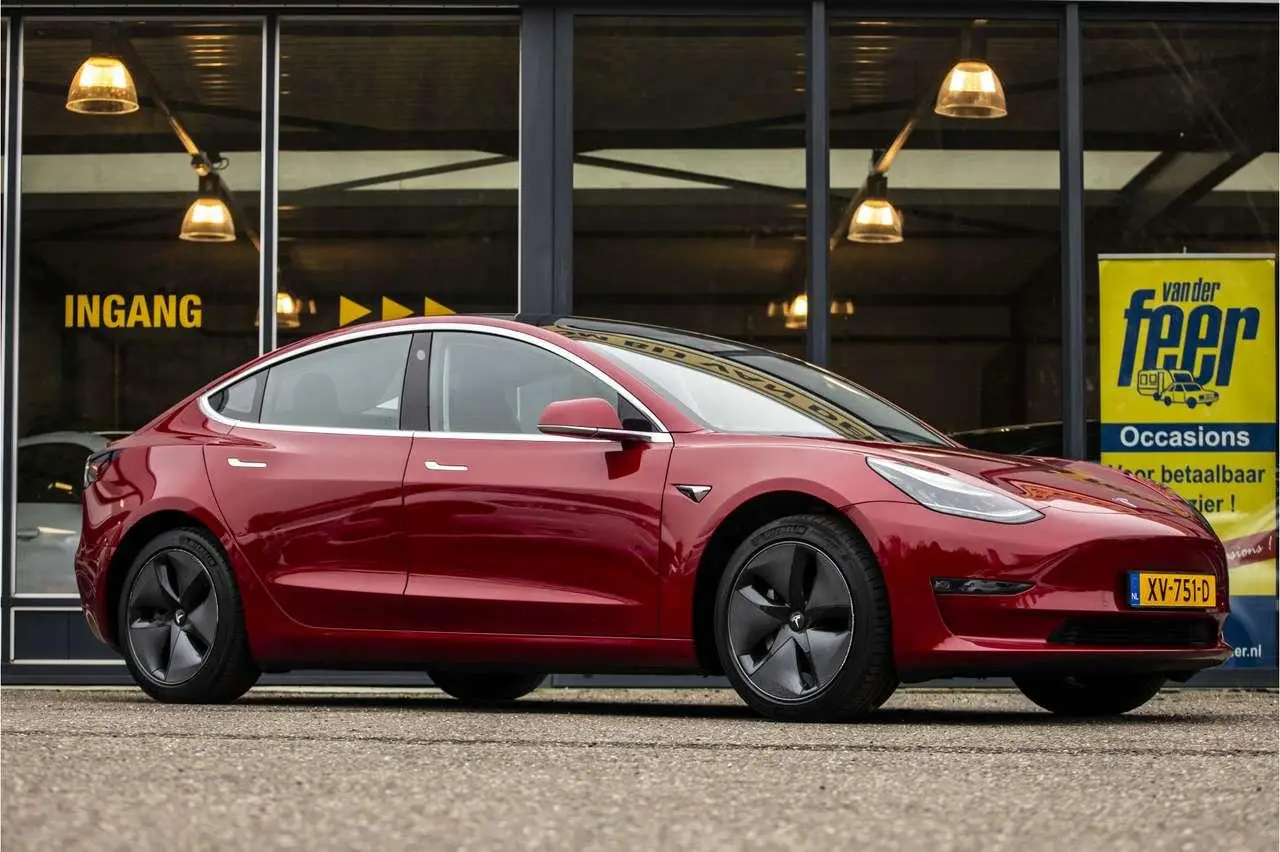 Photo 1 : Tesla Model 3 2019 Electric