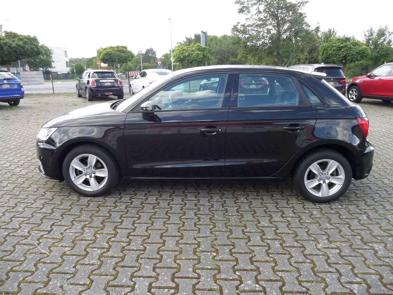 Photo 1 : Audi A1 2018 Petrol