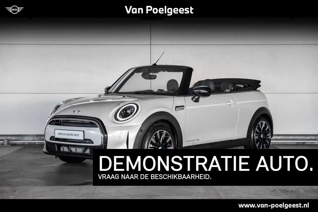 Photo 1 : Mini Cooper 2023 Petrol