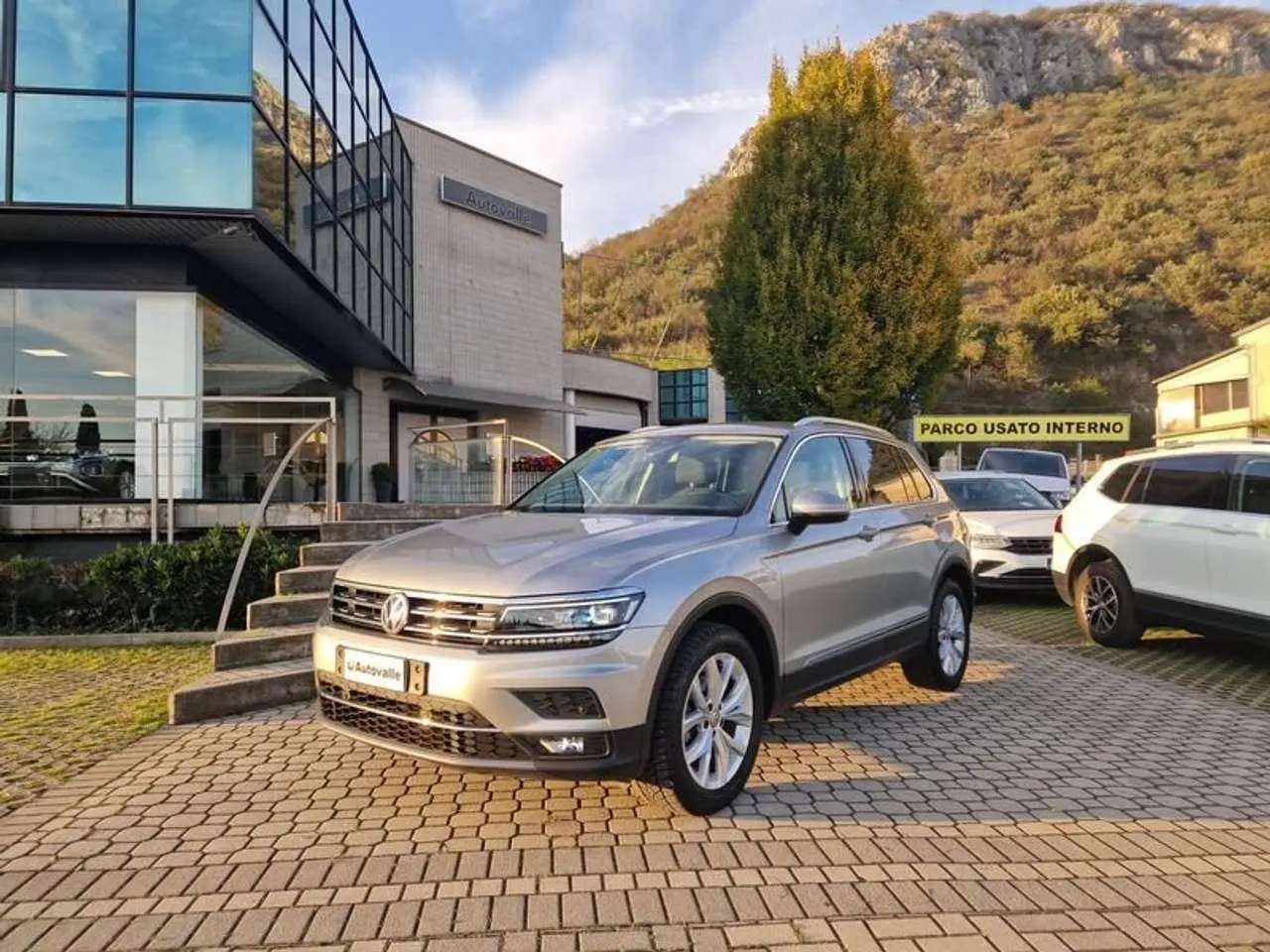 Photo 1 : Volkswagen Tiguan 2020 Diesel