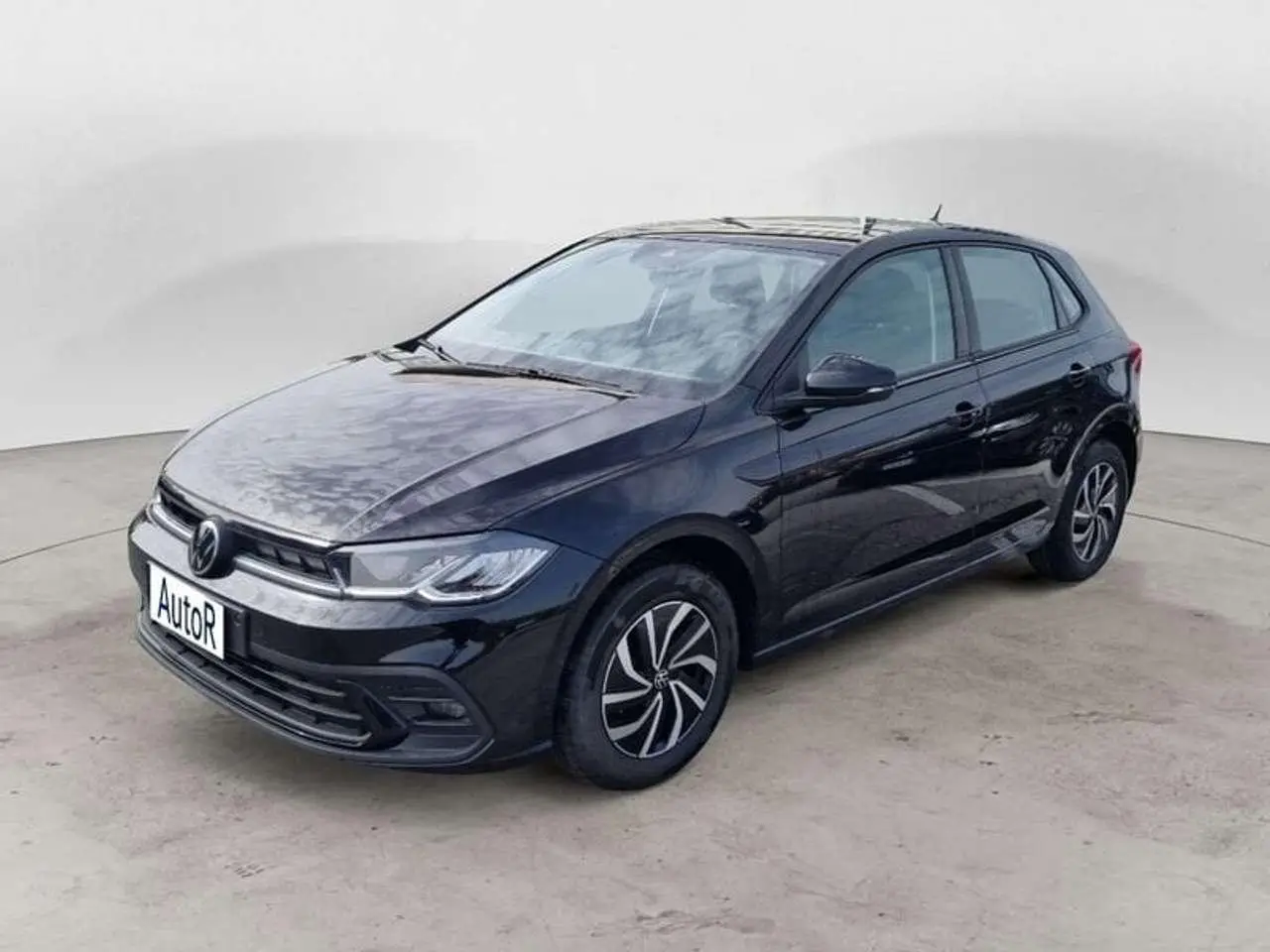 Photo 1 : Volkswagen Polo 2024 Petrol