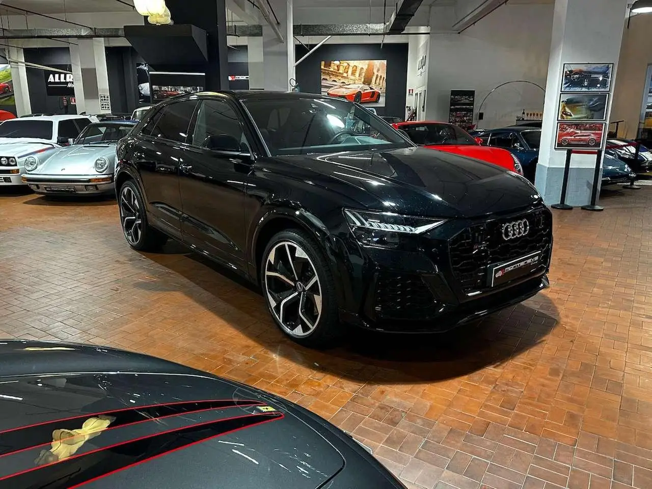 Photo 1 : Audi Rsq8 2021 Hybrid