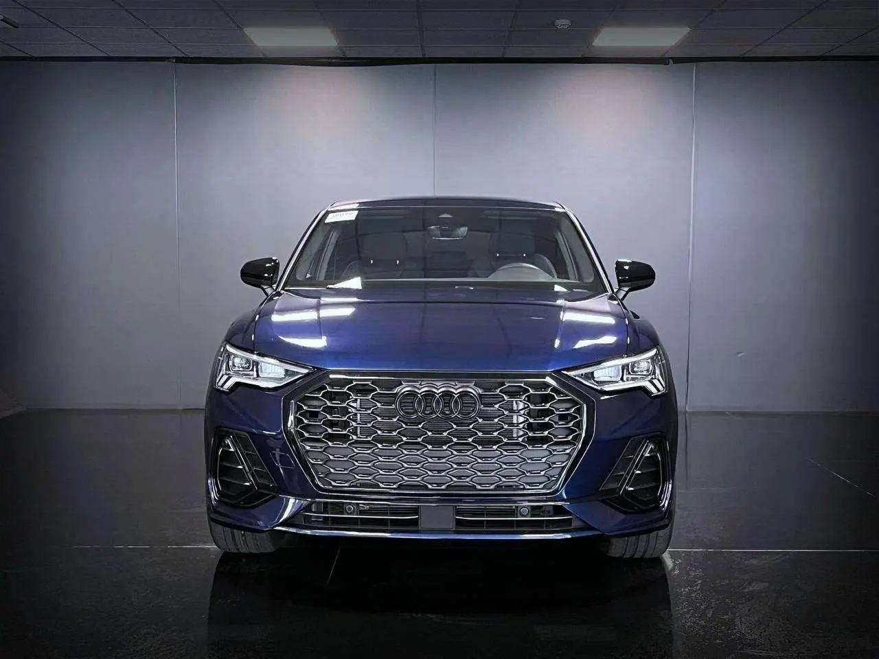 Photo 1 : Audi Q3 2023 Hybride