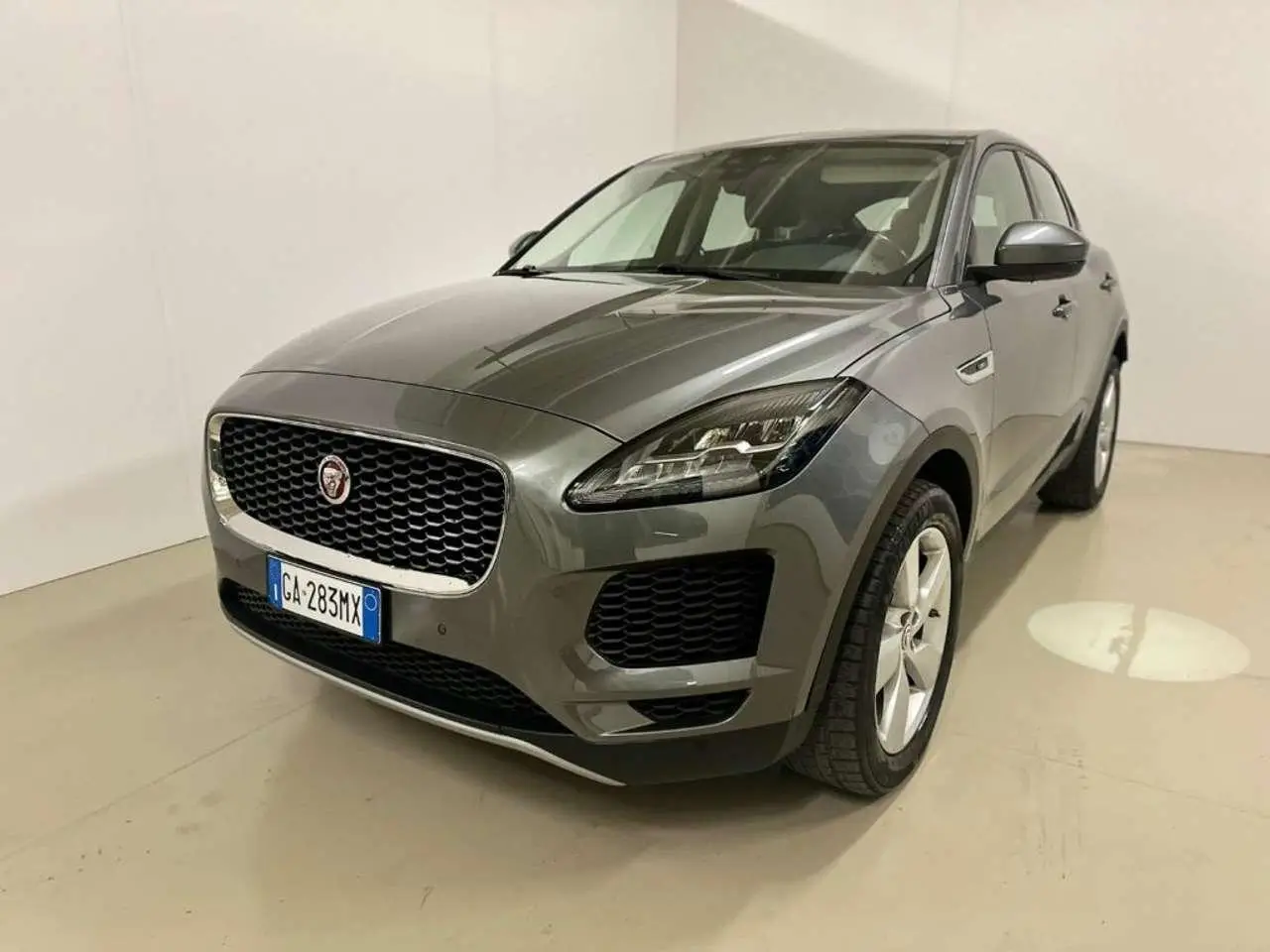 Photo 1 : Jaguar E-pace 2020 Diesel