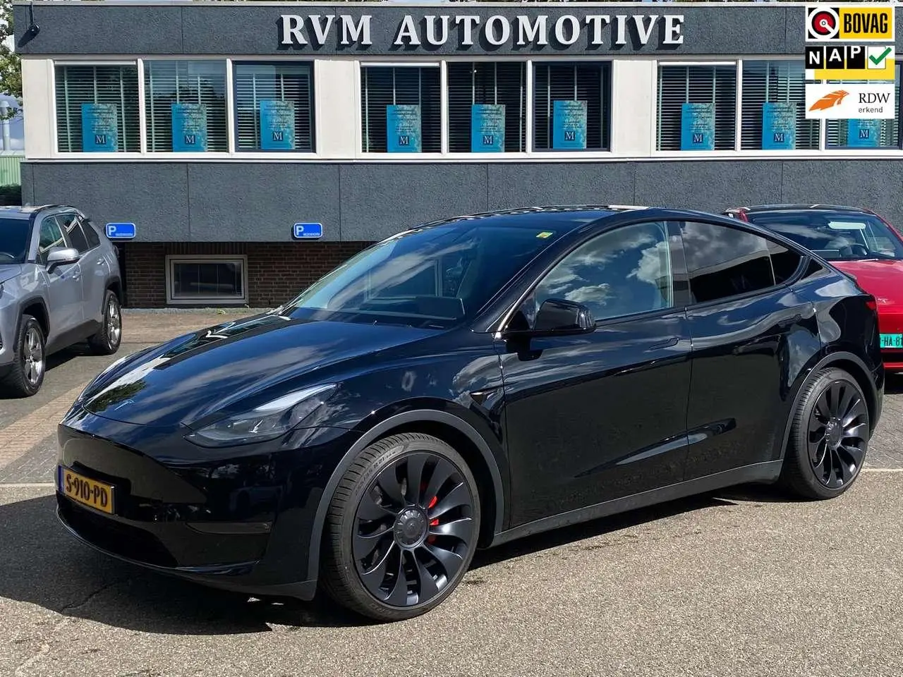 Photo 1 : Tesla Model Y 2023 Electric