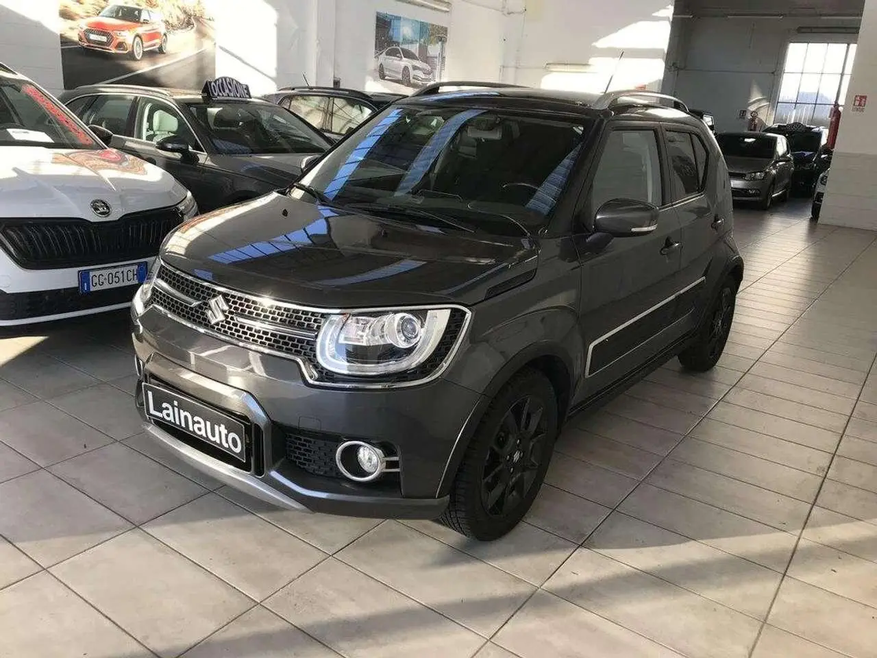 Photo 1 : Suzuki Ignis 2018 Hybrid