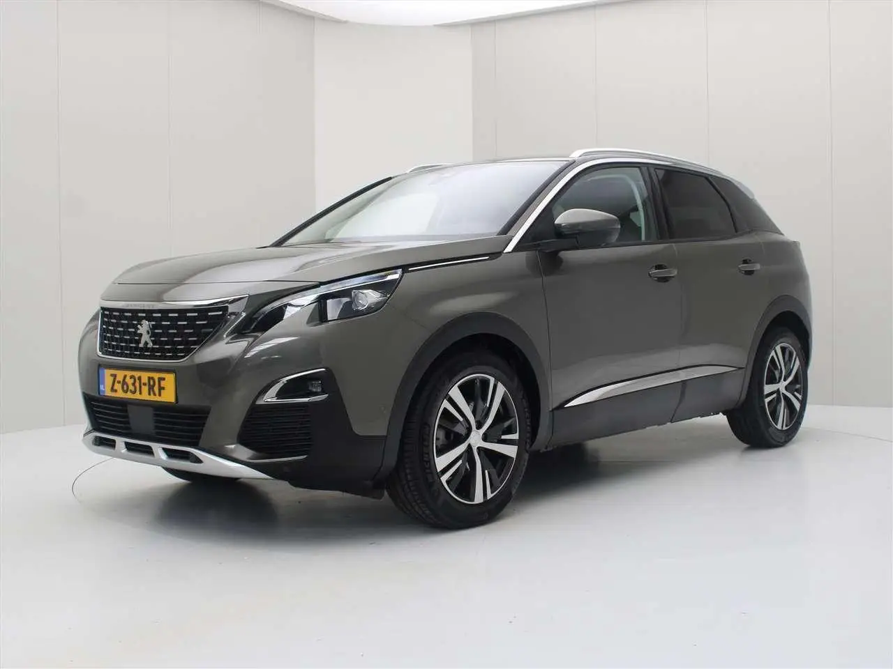 Photo 1 : Peugeot 3008 2020 Essence