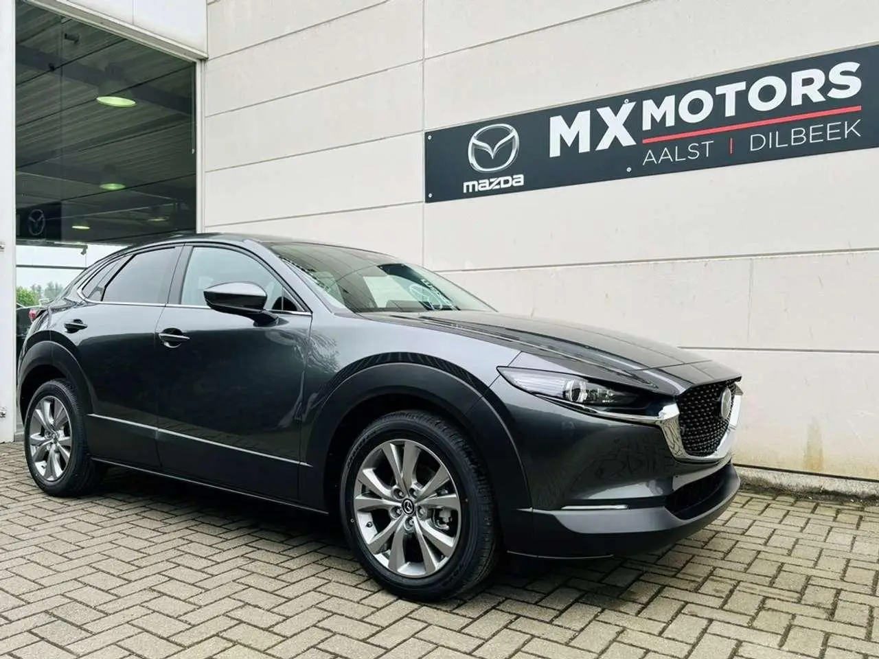 Photo 1 : Mazda Cx-30 2024 Petrol