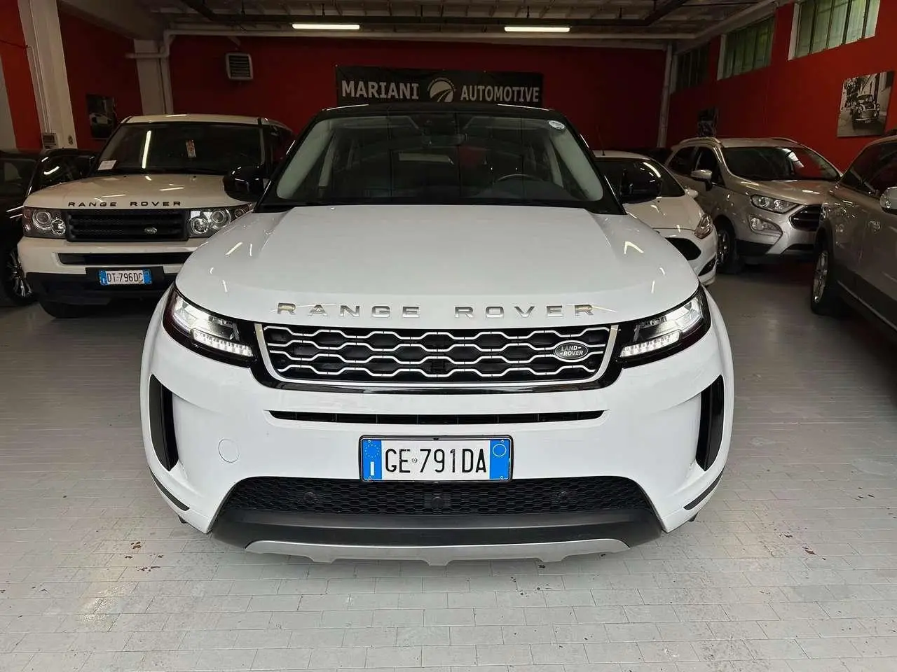 Photo 1 : Land Rover Range Rover Evoque 2021 Hybride