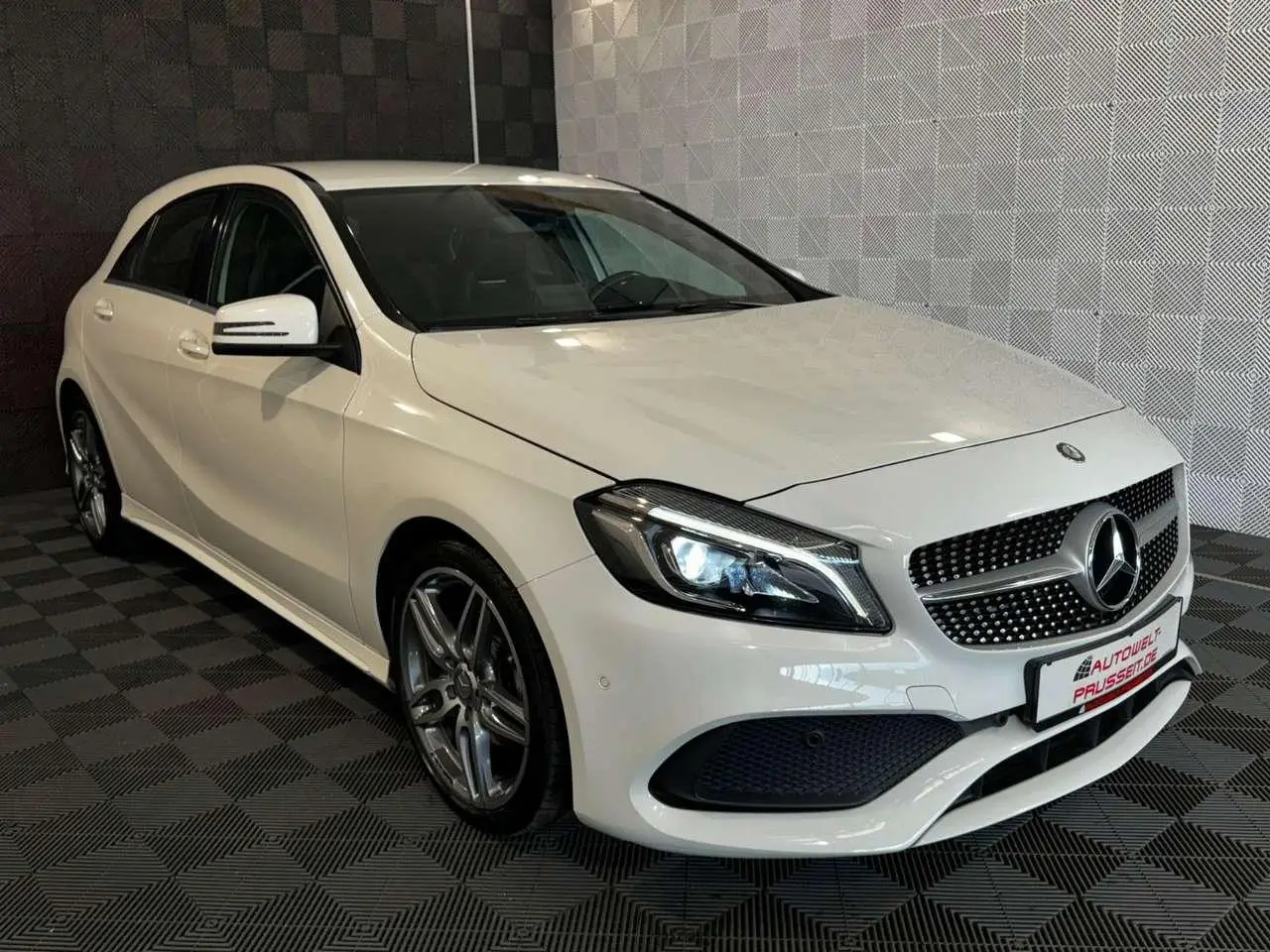 Photo 1 : Mercedes-benz Classe A 2016 Petrol