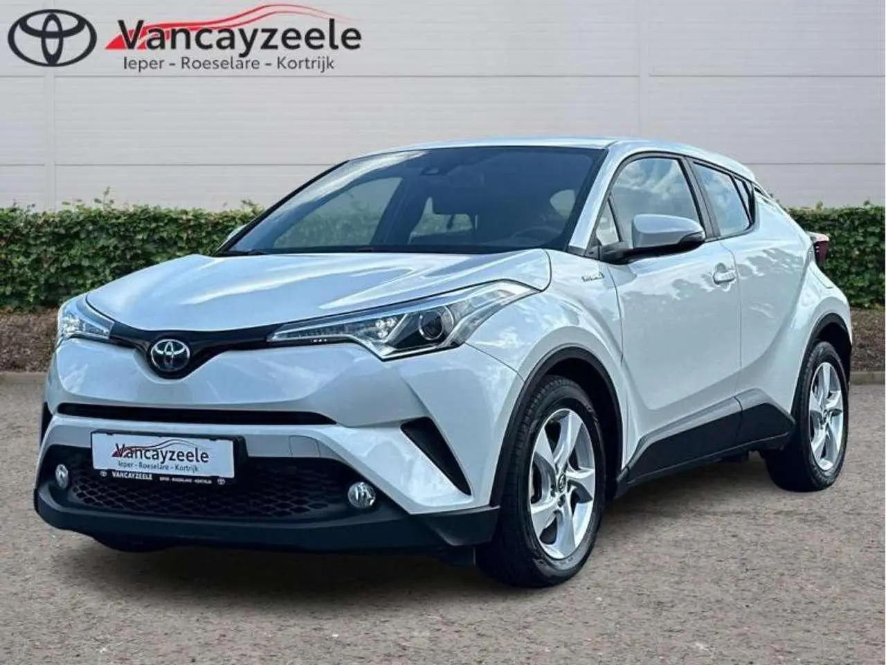 Photo 1 : Toyota C-hr 2019 Hybride