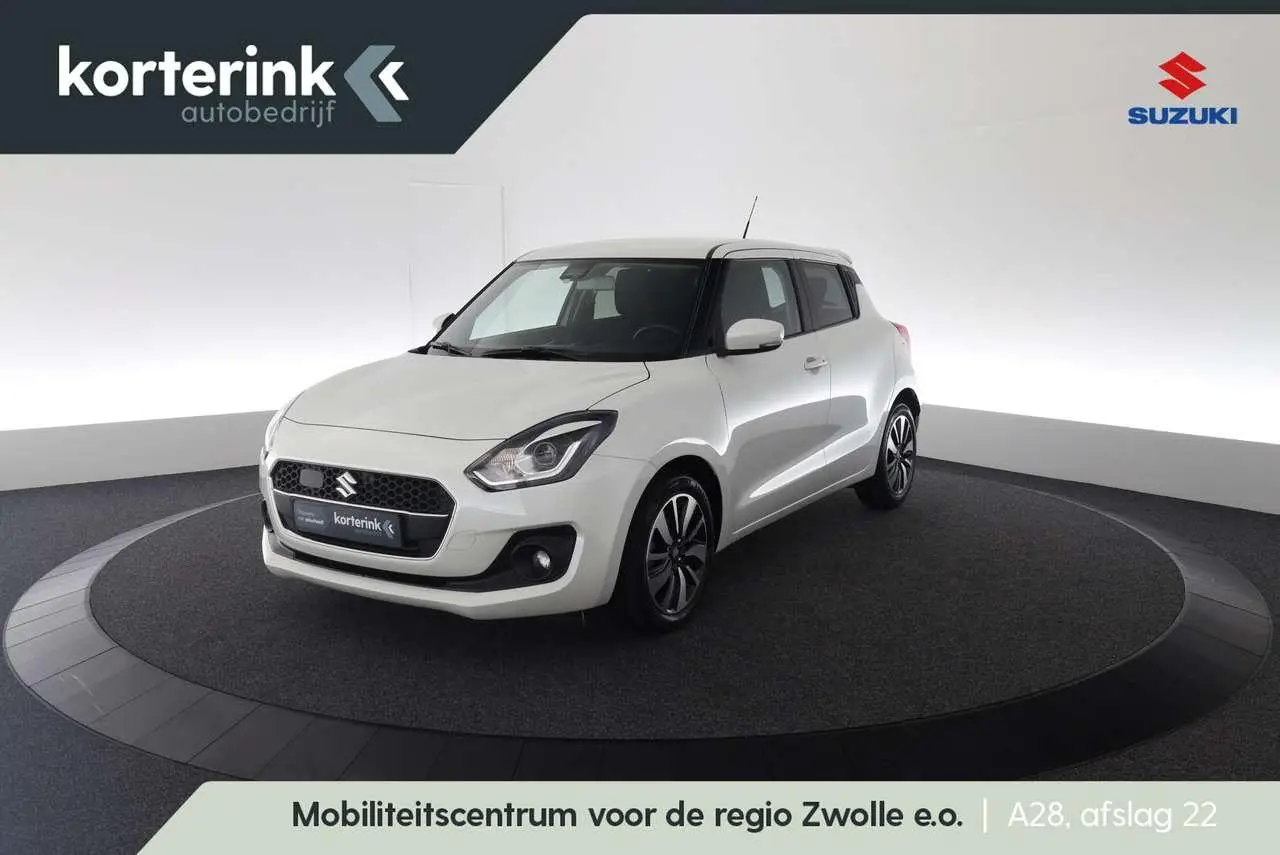 Photo 1 : Suzuki Swift 2019 Hybride