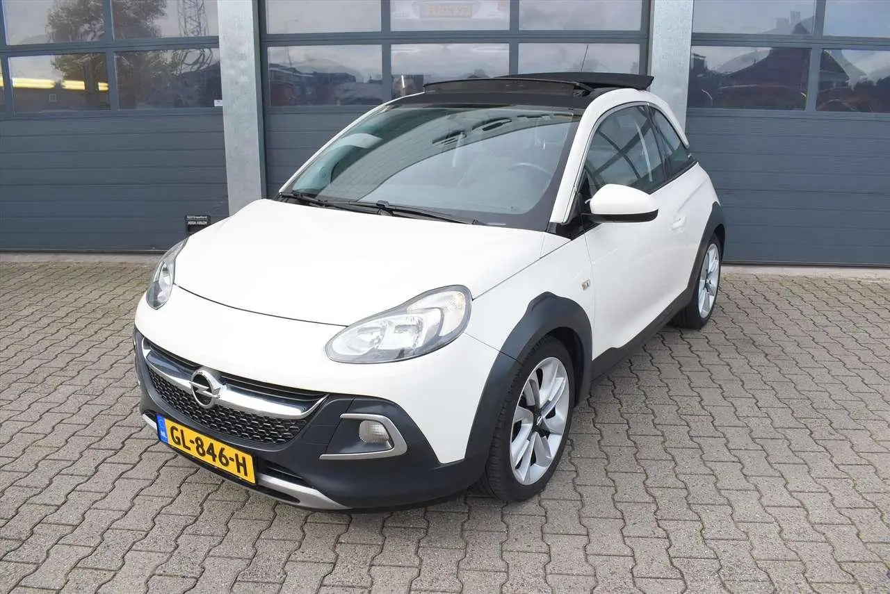 Photo 1 : Opel Adam 2015 Essence