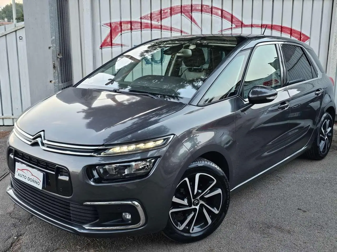 Photo 1 : Citroen C4 2018 Diesel