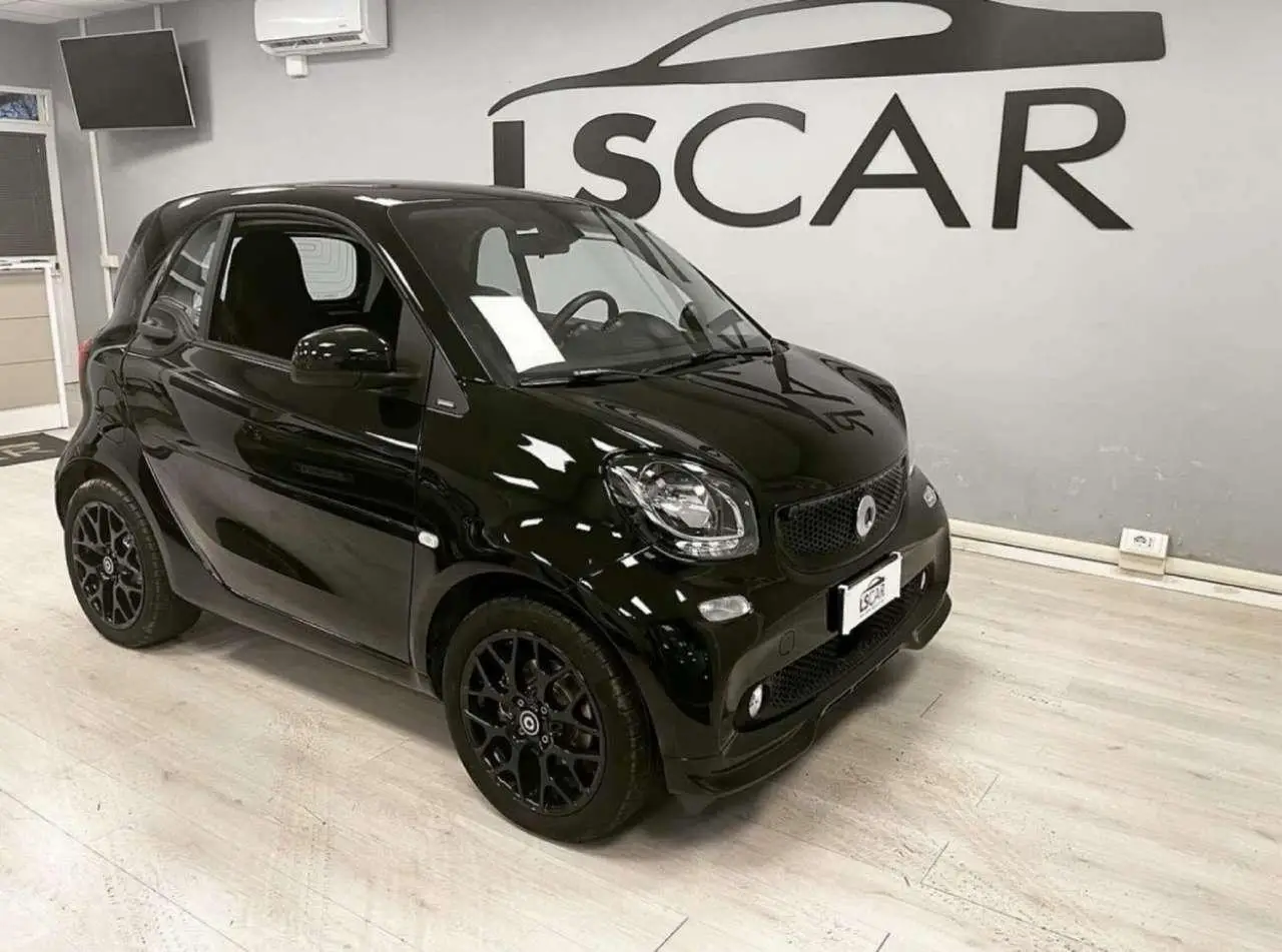 Photo 1 : Smart Fortwo 2019 Petrol