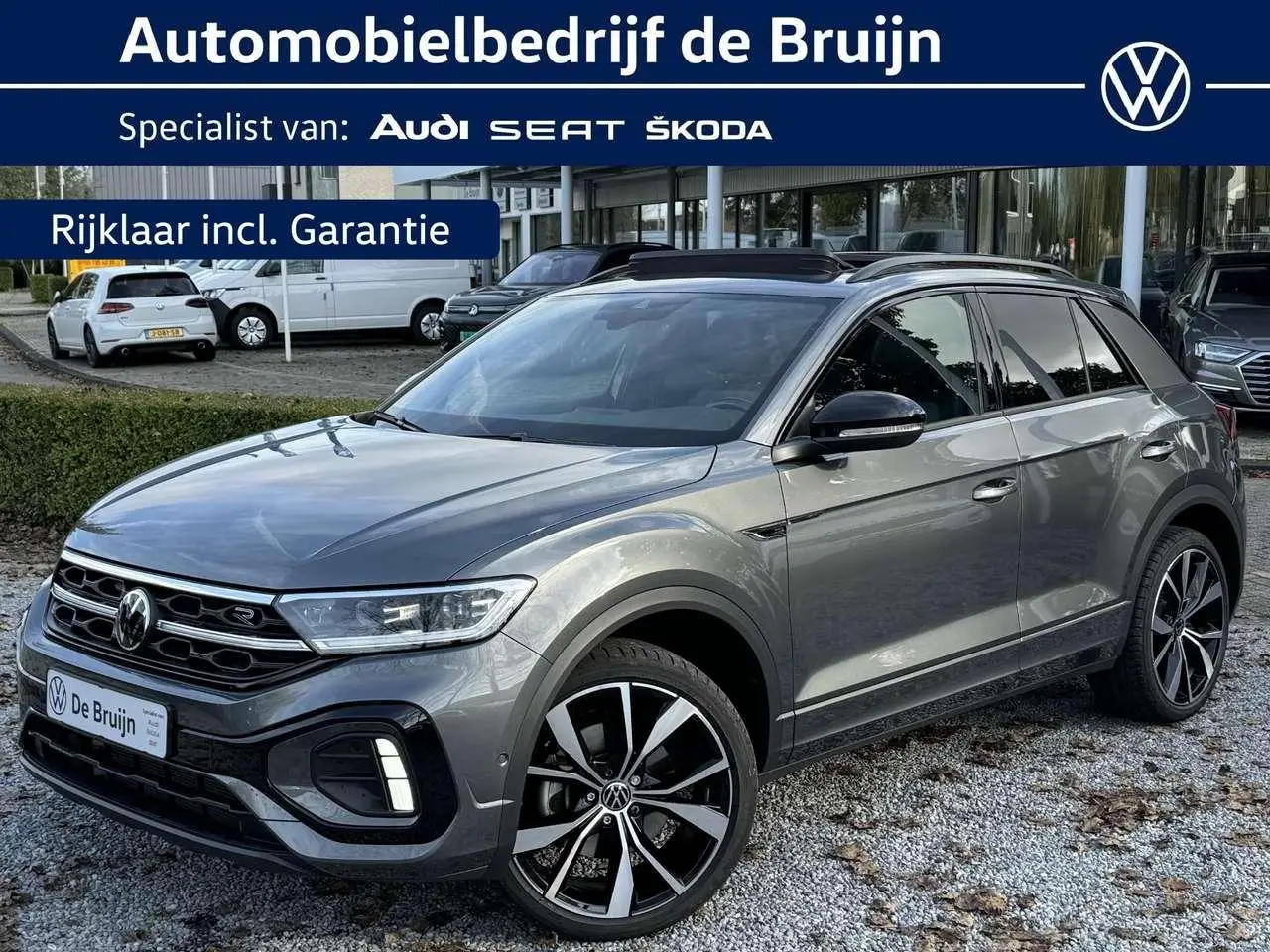 Photo 1 : Volkswagen T-roc 2024 Petrol